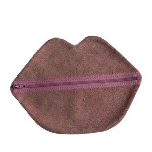 Claflin Thayer & Co Suede Lip Shaped Cosmetic Pouch Pink Travel Zip Makeup Bag